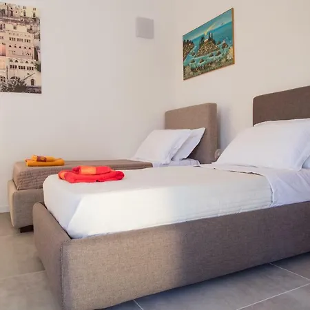 Fuori Le Mura Bed & Breakfast *