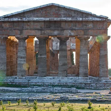 Fuori Le Mura Bed & Breakfast Paestum